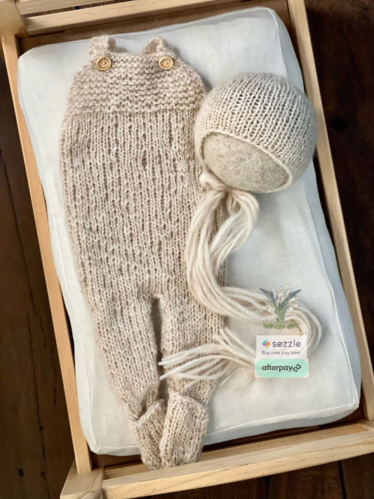 Signature Aeron Romper set newborn plain bonnet preorder