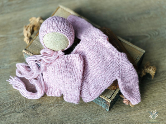 Aleah Newborn Sweater set RTS