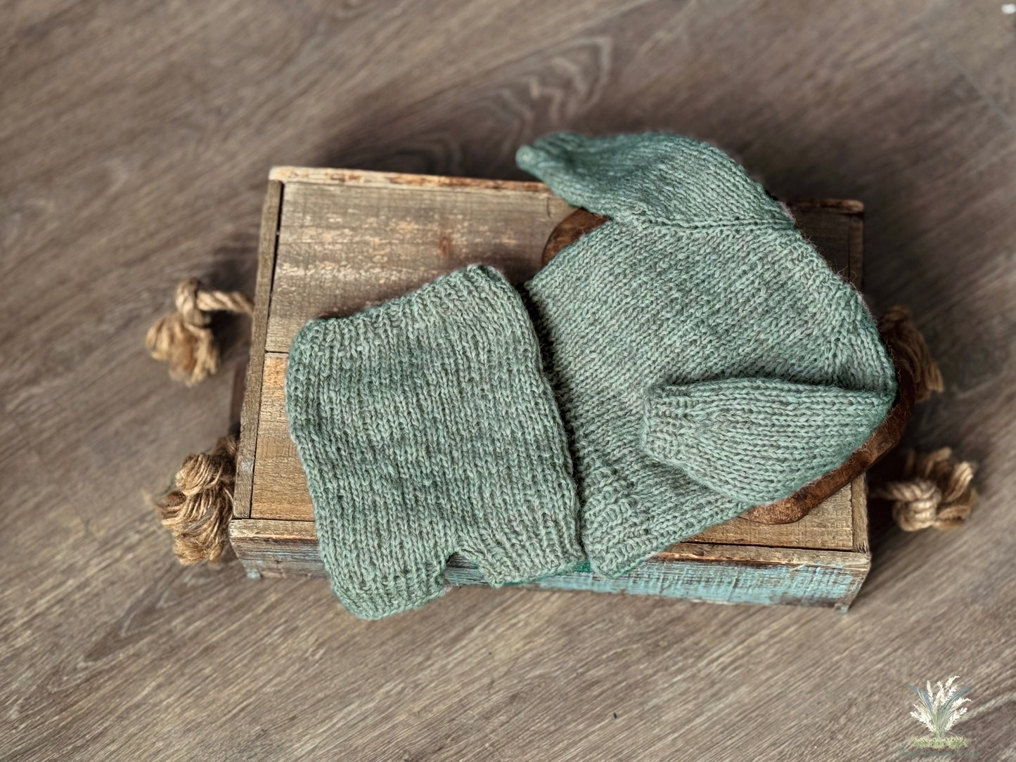 Aleah Newborn Sweater set RTS