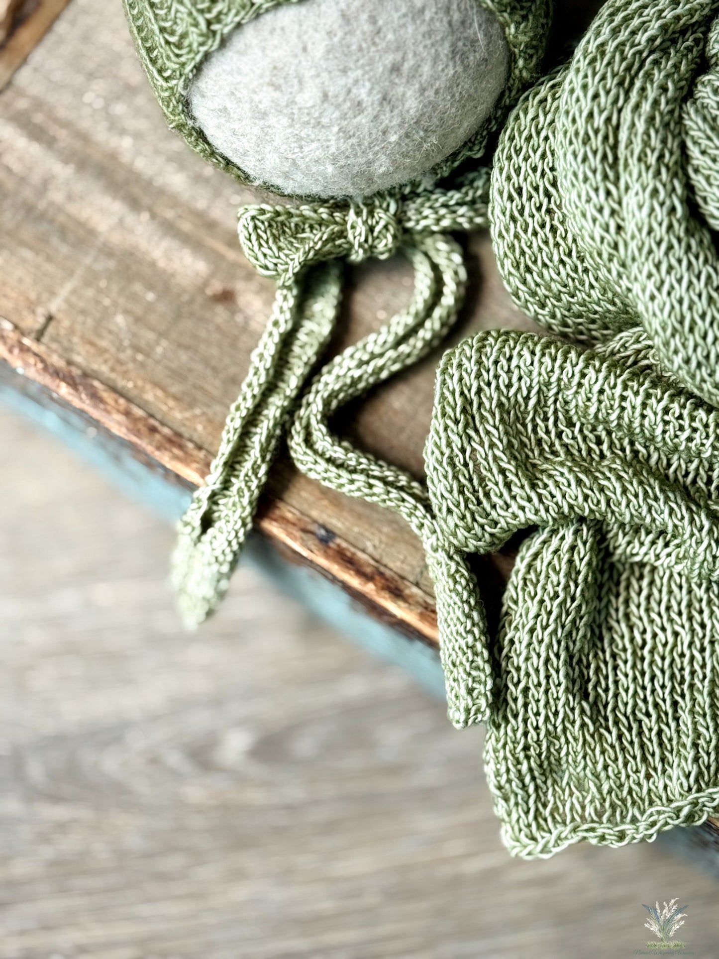 Newborn Wrap + Bonnet set Preorder