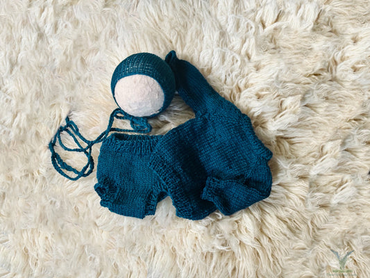 Newborn Sweater + Diaper Cover + Bonnet RTS