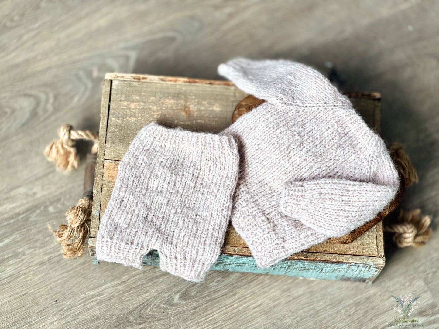 Aleah Newborn Sweater set RTS