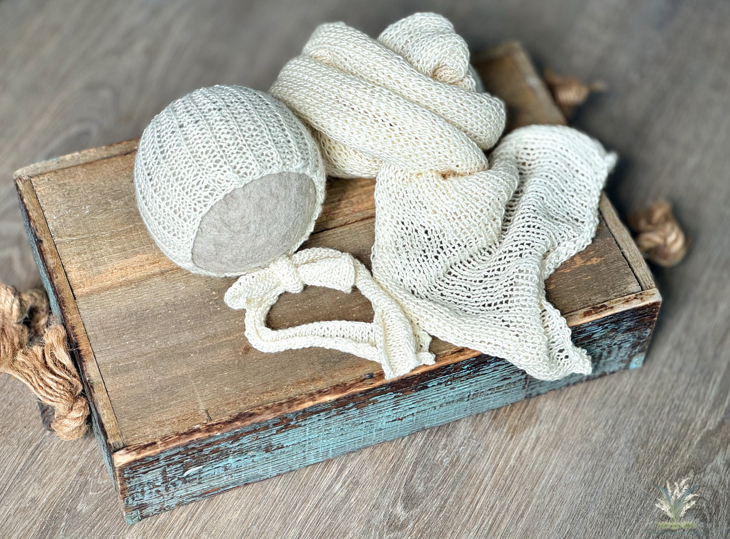 Newborn Wrap + Bonnet set Preorder