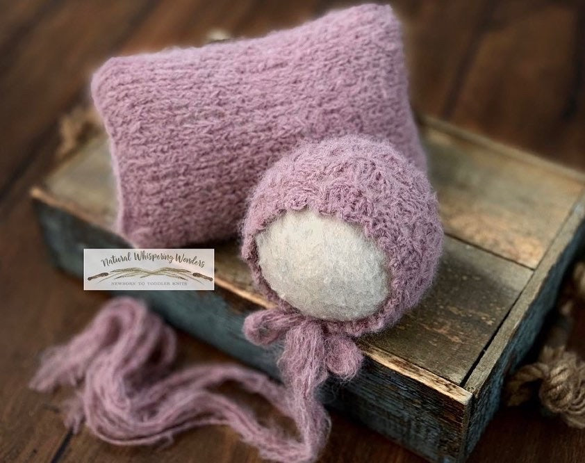Signature Annabelle Bonnet and Pillow Slipcover