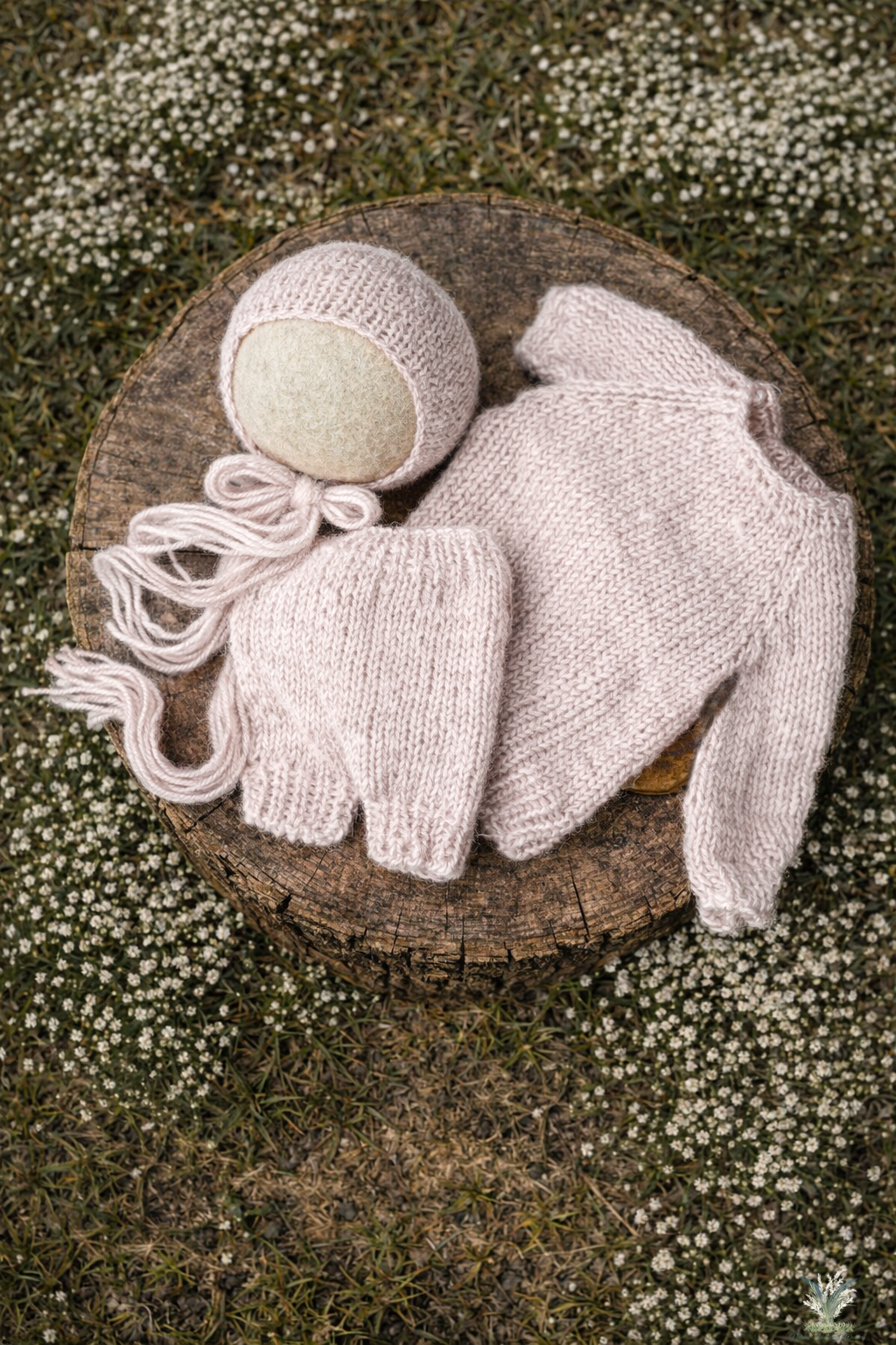 Aleah Newborn Sweater set RTS