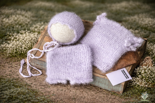 Scalloped Newborn Sweater set RTS