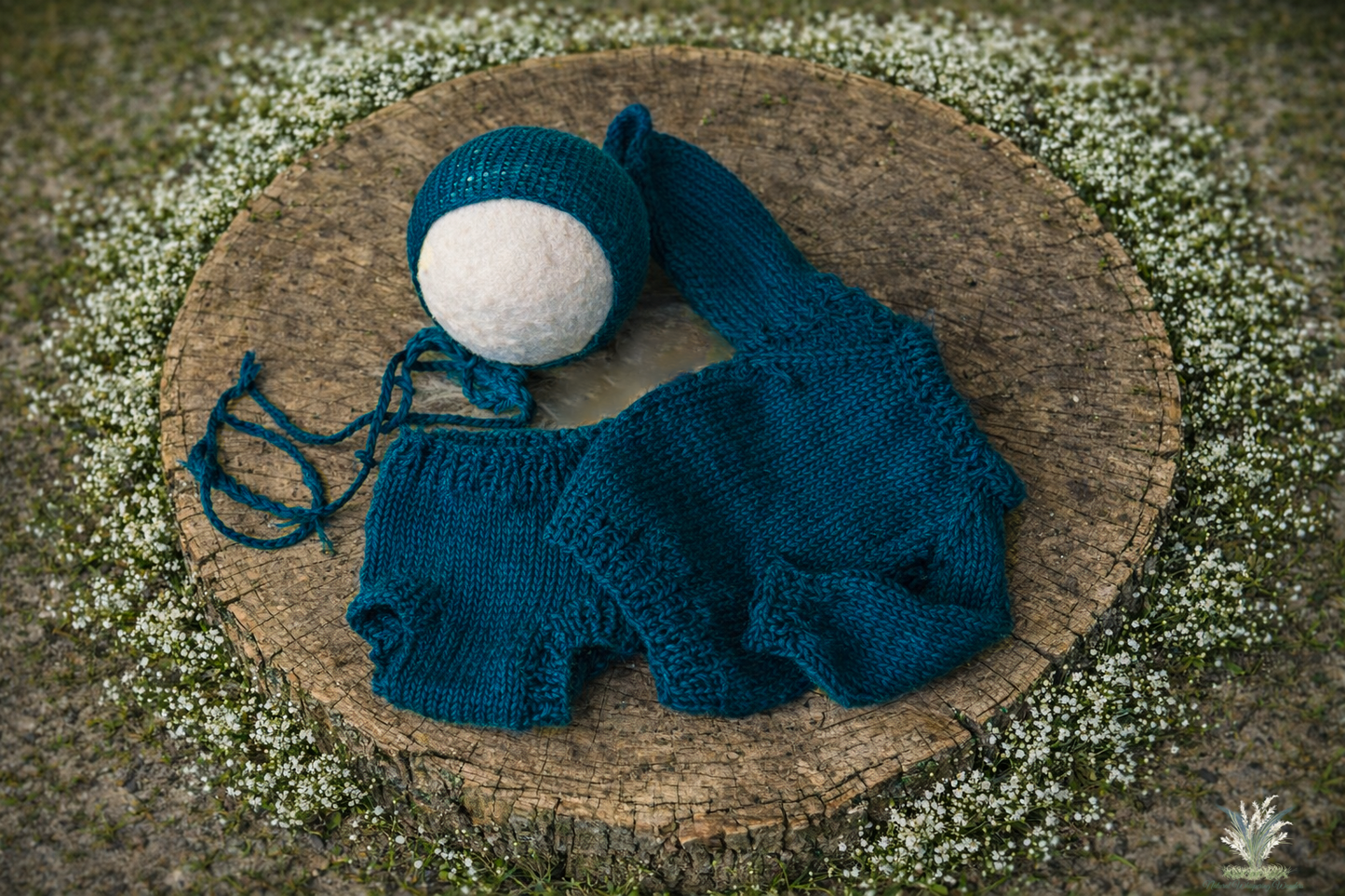 Newborn Sweater + Diaper Cover + Bonnet RTS